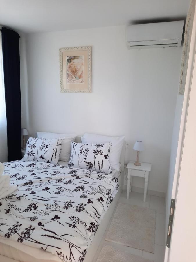 Penzion U Kapitana Apartment Vir Exterior photo